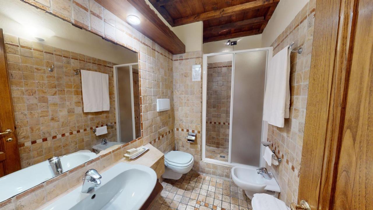 Hotel Palazzo Squarcialupi Castellina in Chianti Exterior photo